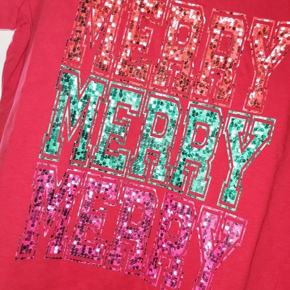 Red V-Neck Merry Tee - Picture 2 of 3